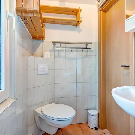 Ferienhaus Bergstrasse 7 度假居 科斯旺德特